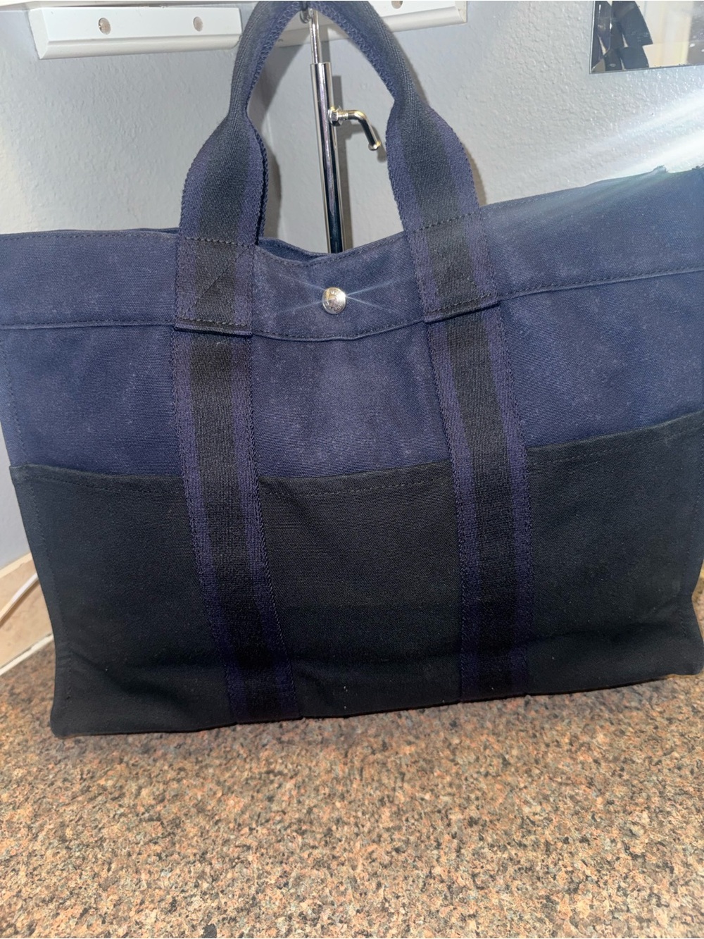 Hermes 💎Two-Tone Navy and Black tote amazing condition